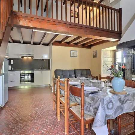 De Au Donjon Appartement Bathernay